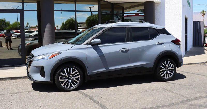 2023 Nissan Kicks SV Xtronic CVT