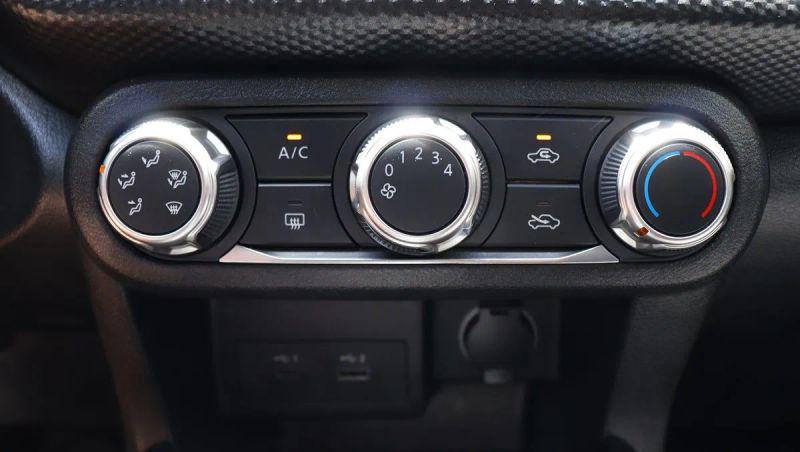 2023 Nissan Kicks SV Xtronic CVT