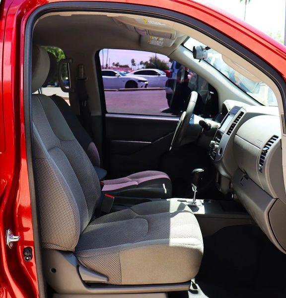 2021 Nissan Frontier Crew Cab SV 4x2