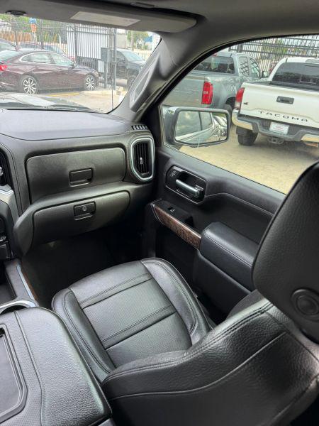 2020 GMC Sierra 1500 4WD Crew Cab Short Box Denali