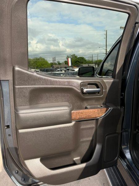 2020 GMC Sierra 1500 4WD Crew Cab Short Box Denali