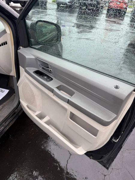 2008 Chrysler Town & Country LX