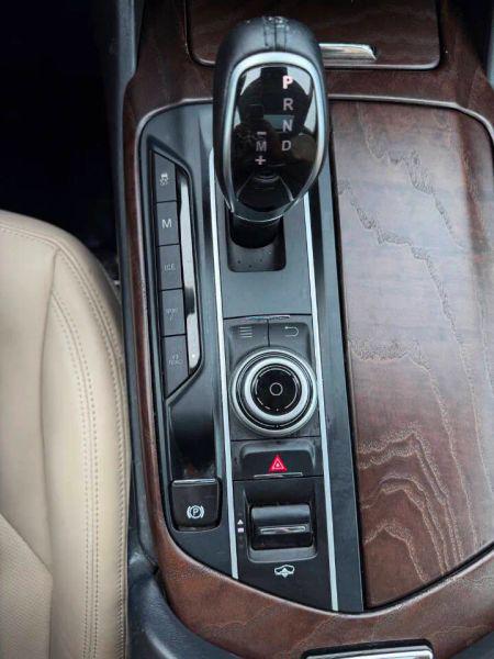 2017 Maserati Levante Base