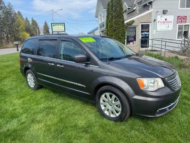 2016 Chrysler Town & Country Touring for sale in Spencerport, NY
