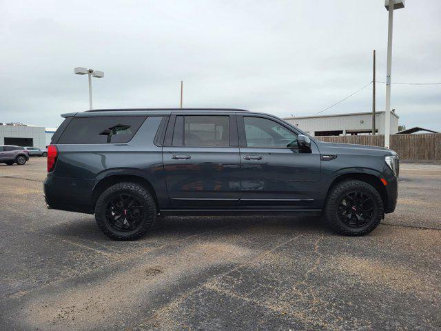 2022 GMC Yukon XL 4WD Denali