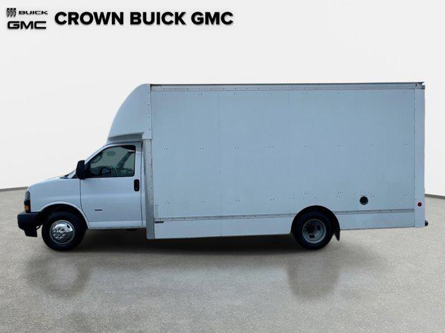 2021 Chevrolet Express Cutaway Work Van
