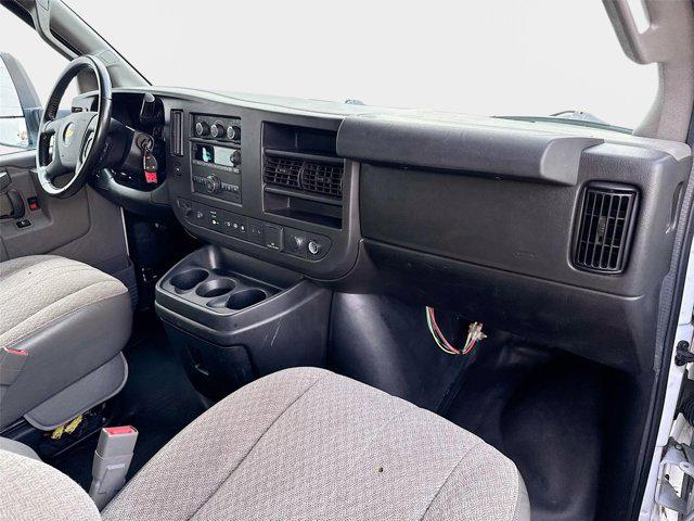 2021 Chevrolet Express Cutaway Work Van