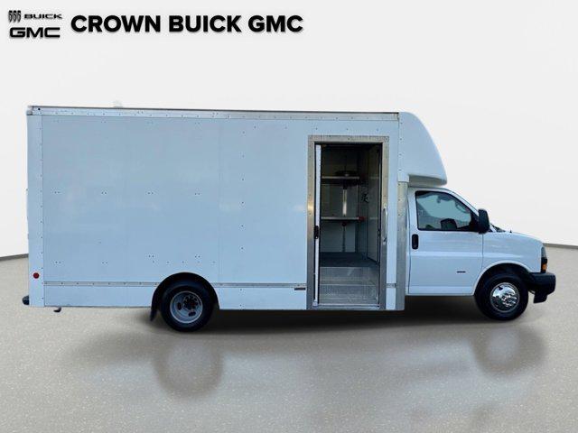 2021 Chevrolet Express Cutaway Work Van