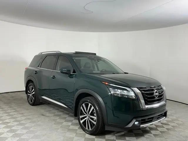 2023 Nissan Pathfinder Platinum 4WD