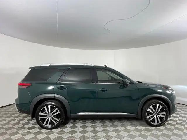 2023 Nissan Pathfinder Platinum 4WD