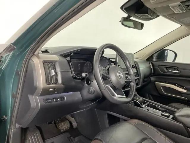 2023 Nissan Pathfinder Platinum 4WD