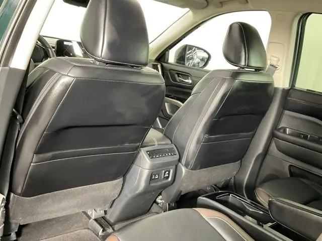 2023 Nissan Pathfinder Platinum 4WD