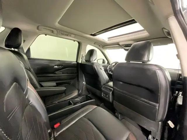 2023 Nissan Pathfinder Platinum 4WD