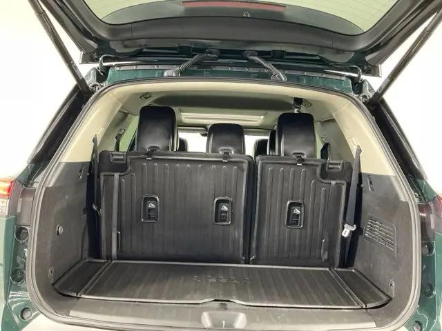 2023 Nissan Pathfinder Platinum 4WD