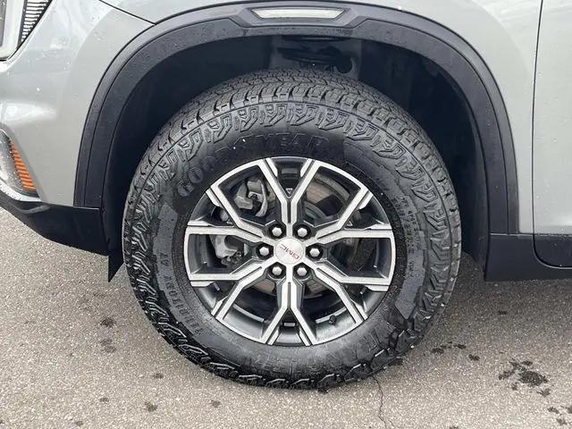 2024 GMC Acadia AWD AT4
