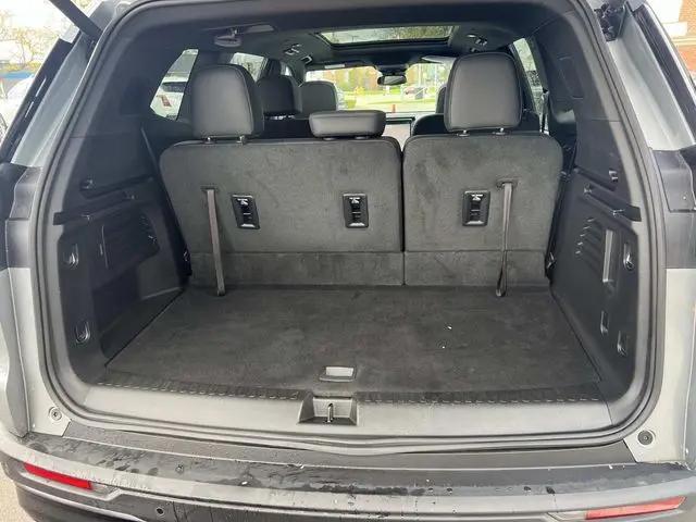 2024 GMC Acadia AWD AT4