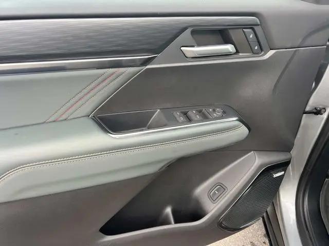 2024 GMC Acadia AWD AT4