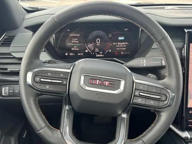 2024 GMC Acadia AWD AT4