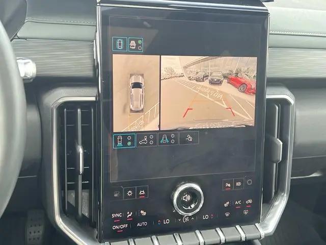 2024 GMC Acadia AWD AT4