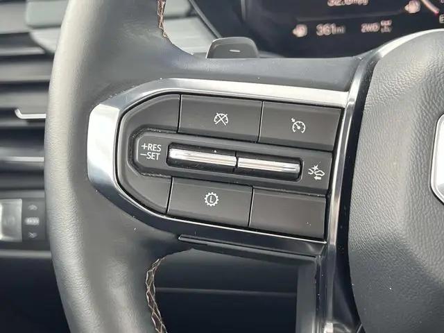 2024 GMC Acadia AWD AT4