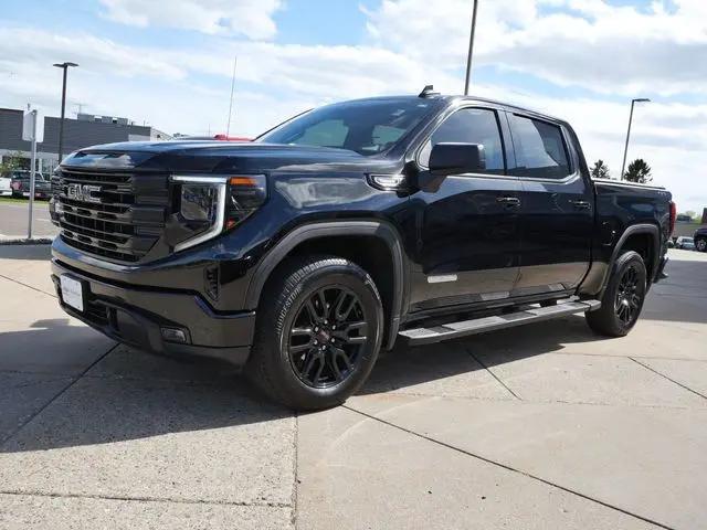 2025 GMC Sierra 1500 4WD Crew Cab Short Box Elevation with 3VL