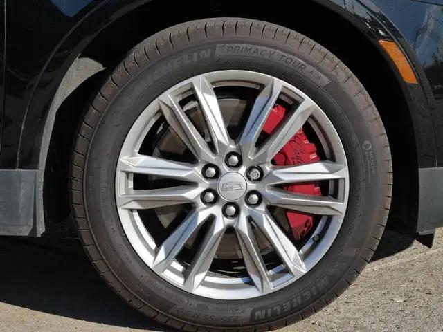 2025 Cadillac XT5 AWD Sport