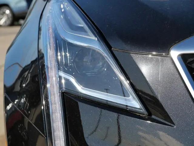 2025 Cadillac XT5 AWD Sport