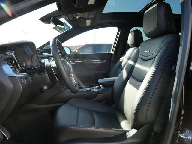 2025 Cadillac XT5 AWD Sport