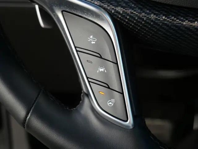 2025 Cadillac XT5 AWD Sport