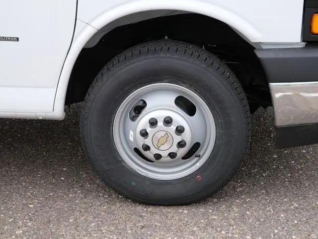 2026 Chevrolet Express Cutaway Work Van