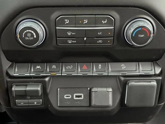 2026 Chevrolet Silverado 1500 4WD Crew Cab Short Bed Custom Trail Boss