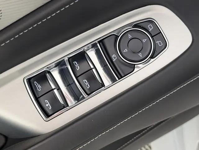 2022 Chevrolet Corvette Stingray RWD Convertible 3LT