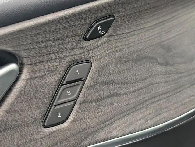 2023 Jeep Grand Cherokee L Overland 4x4