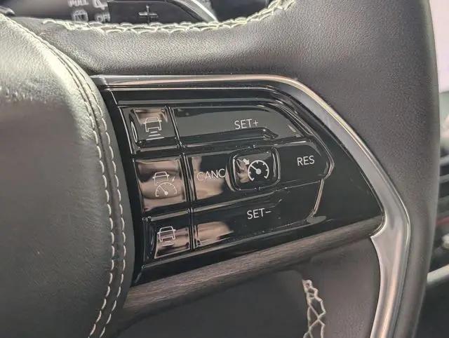 2023 Jeep Grand Cherokee L Overland 4x4