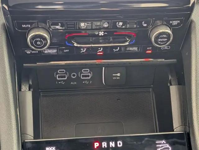 2023 Jeep Grand Cherokee L Overland 4x4