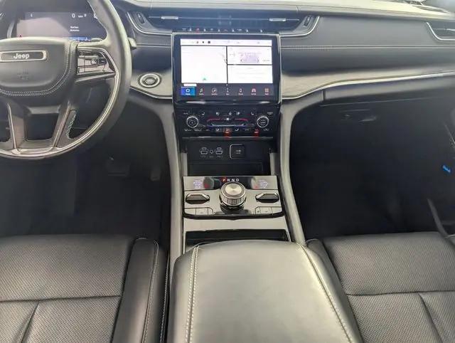 2023 Jeep Grand Cherokee L Overland 4x4
