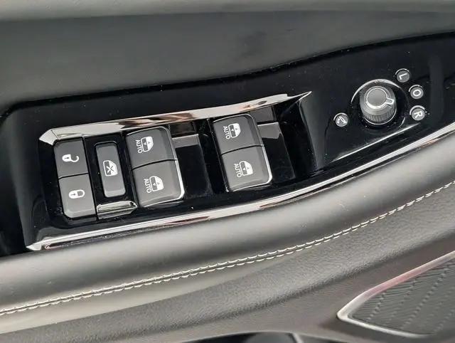 2023 Jeep Grand Cherokee L Overland 4x4