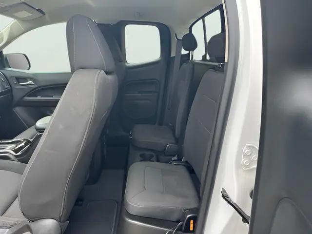2022 GMC Canyon 4WD Extended Cab Elevation