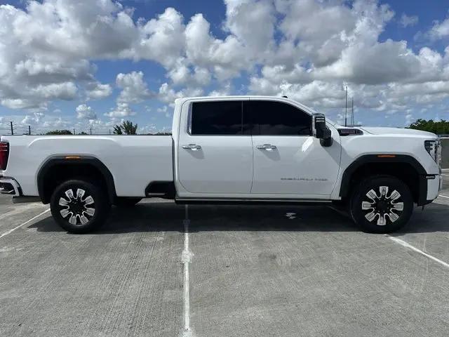 2024 GMC Sierra 3500HD 4WD Crew Cab Long Bed Denali