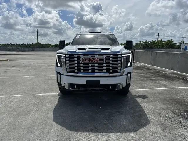 2024 GMC Sierra 3500HD 4WD Crew Cab Long Bed Denali