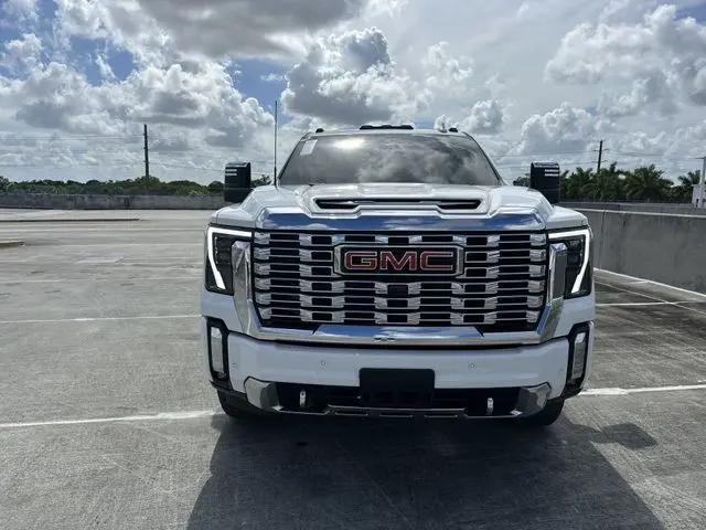 2024 GMC Sierra 3500HD 4WD Crew Cab Long Bed Denali