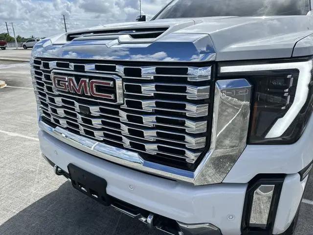 2024 GMC Sierra 3500HD 4WD Crew Cab Long Bed Denali
