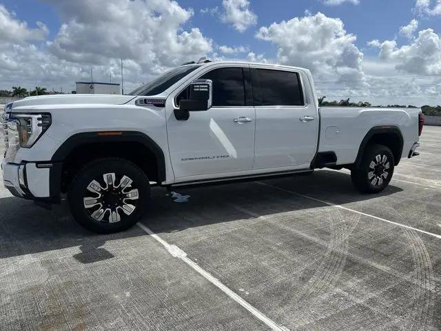 2024 GMC Sierra 3500HD 4WD Crew Cab Long Bed Denali
