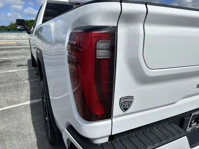2024 GMC Sierra 3500HD 4WD Crew Cab Long Bed Denali