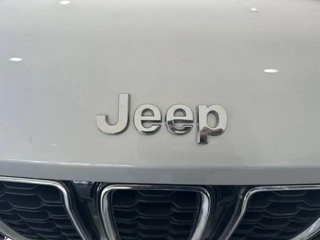 2023 Jeep Grand Cherokee L Limited 4x2