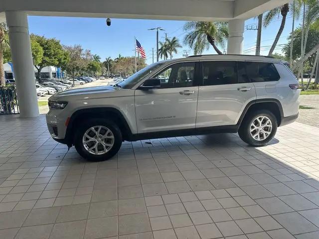 2023 Jeep Grand Cherokee L Limited 4x2