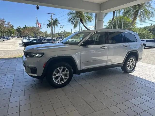2023 Jeep Grand Cherokee L Limited 4x2
