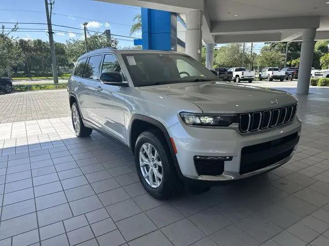 2023 Jeep Grand Cherokee L Limited 4x2