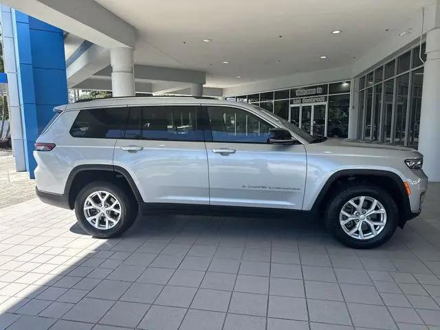 2023 Jeep Grand Cherokee L Limited 4x2