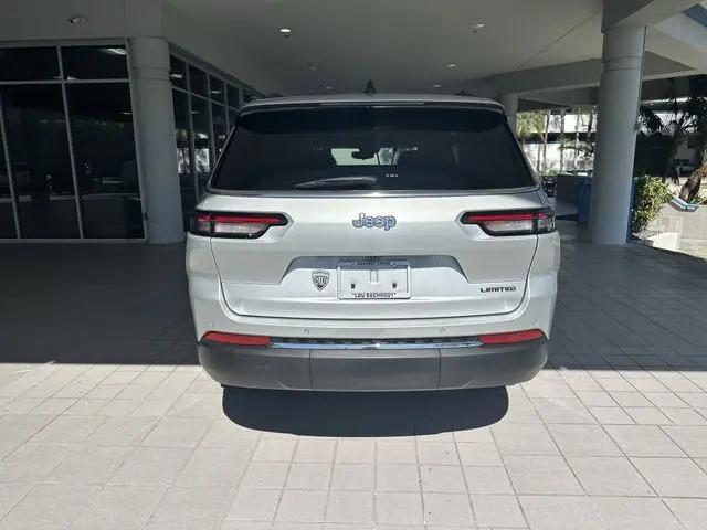 2023 Jeep Grand Cherokee L Limited 4x2